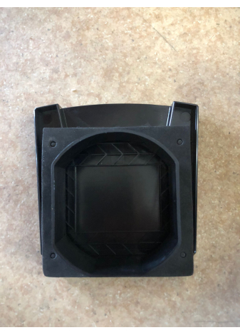 Gniazdo maskujące podłogowe Knaus Tabbbert