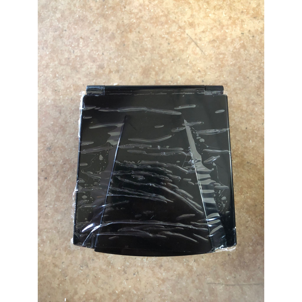 Gniazdo maskujące podłogowe Knaus Tabbbert